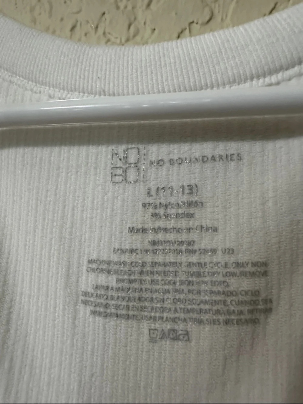 No Boundaries Ribbed V-Neck Long Sleeve Top - WhiteL - Picture 2 of 4